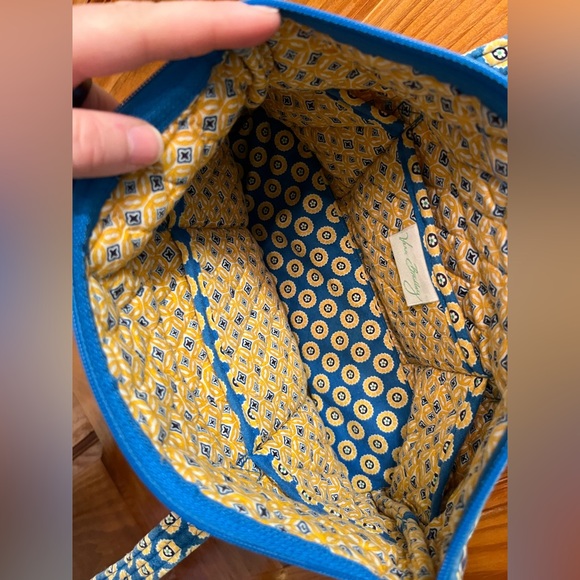 Vera Bradley Little Betsy shoulder tote in Riviera Blue - Picture 4 of 6